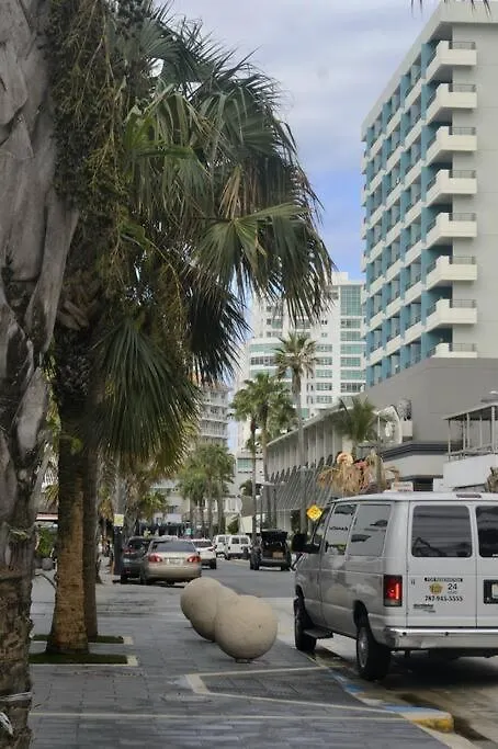 Condado Oasis On Ashford Ave: Oceanview And Pool Διαμέρισμα Σαν Χουάν